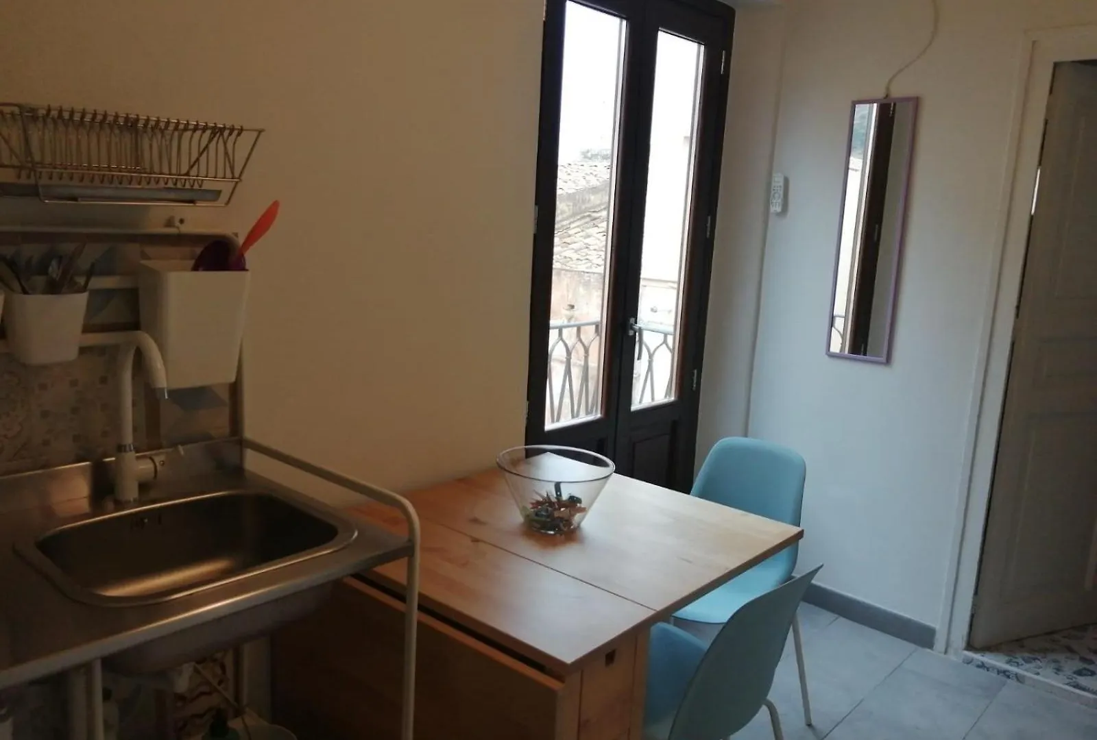 Domus Case Vacanze Civico Del Mare كاستيلاّماري ديل غو 0*,  إيطاليا