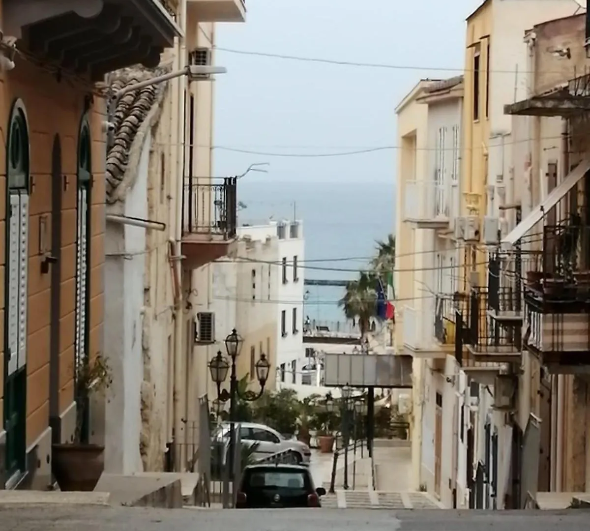 Guest house Domus Case Vacanze Civico Del Mare Castellammare del Golfo